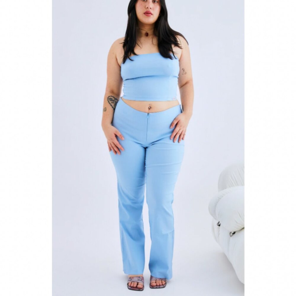 Isabella Vrana Baby Blue Top and Pants Set Size L